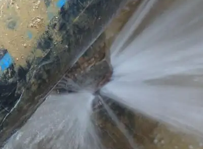 西乡卫生间测漏水施工步骤